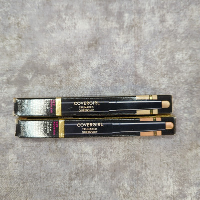 2 CoverGirl TruNaked Queenship Cream Shadow Stick 935 SWEET LIFE 900 Primadonna