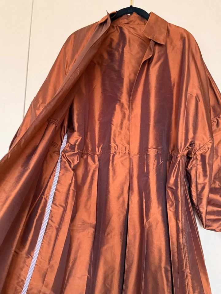 Abrigo llamativo 100 % seda Dupioni - Elegancia de cobre artesanal con bola dramática Foto 4 de 4