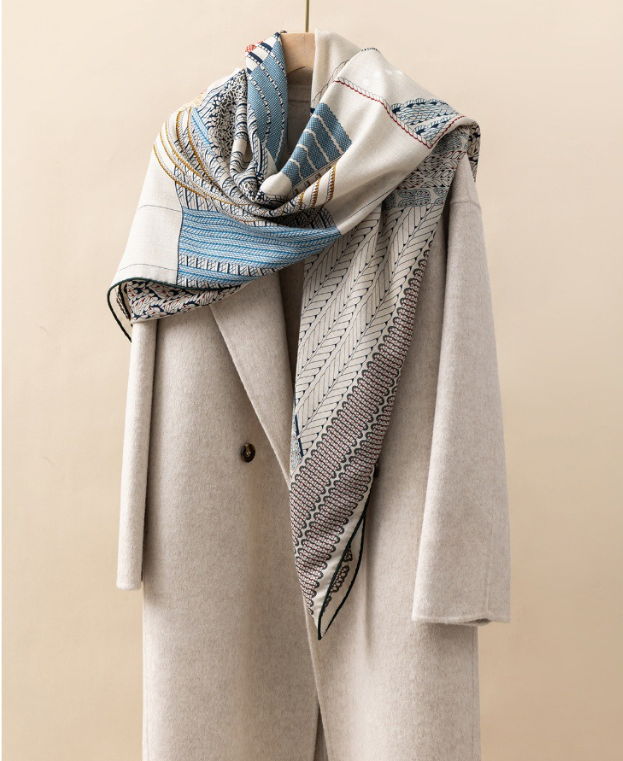 70% Cashmere 30% Silk Neckerchief Scarf 53'' Shawl Bandana wheel Print Wrap new