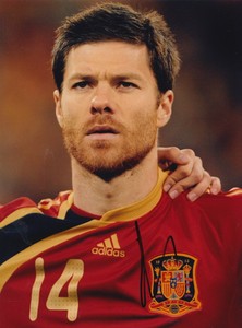 Xabi Alonso Hand Signed 8x6 Photo Spain - Football ...