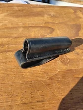 DUTYMAN 3811u Flashlight Holder Black Leather 