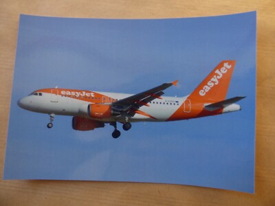 EASY JET AIRBUS A 319 G-EZDO / naughty collection No. 895