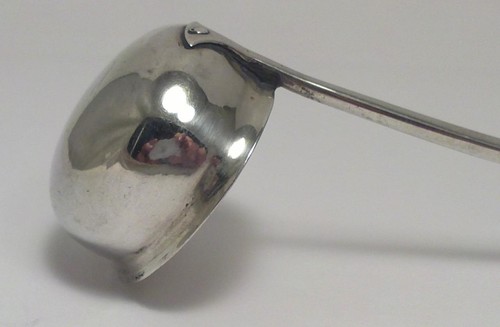 Georgian Solid Sterling Silver Cream / Sauce Ladle (6 ¾”) – Hallmarked c1800 - Picture 10 of 12