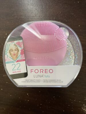 FOREO LUNA FOFO Smart Facial Cleansing Brush Massager - Pink.