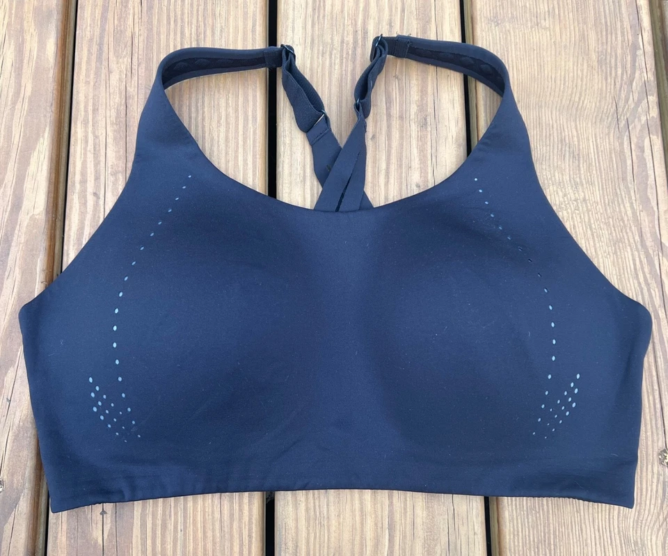 Sujetador Lululemon Negro Soporte Aéreo con Soporte Alto (Mujer 38D) - Precio de venta sugerido por el fabricante 98 USD Foto 2 de 4