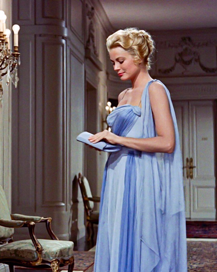 grace kelly light blue dress 8x10 Color photo of actress and Princess of Monaco Grace is a lovely YGroup_sugar-mini-dress Black Velvet Off Shoulder SIZE:39