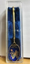 Hongkong   Antique  Unique  Vintage  Souvenir  Spoon  in Blue Case  Collectibles