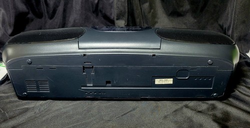 Vintage Sanyo AM/FM Stereo Radio - Cassette - Recorder - Model: M7035 TESTED - Picture 10 of 11