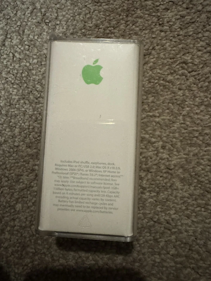 Apple iPod Shuffle A1204 1 GB Silver - Image 4 of 4