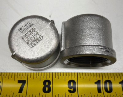 Lot of 2) 1-1/4'' Cap Threaded Female NPT Schedule 150 304 Stainless Steel New