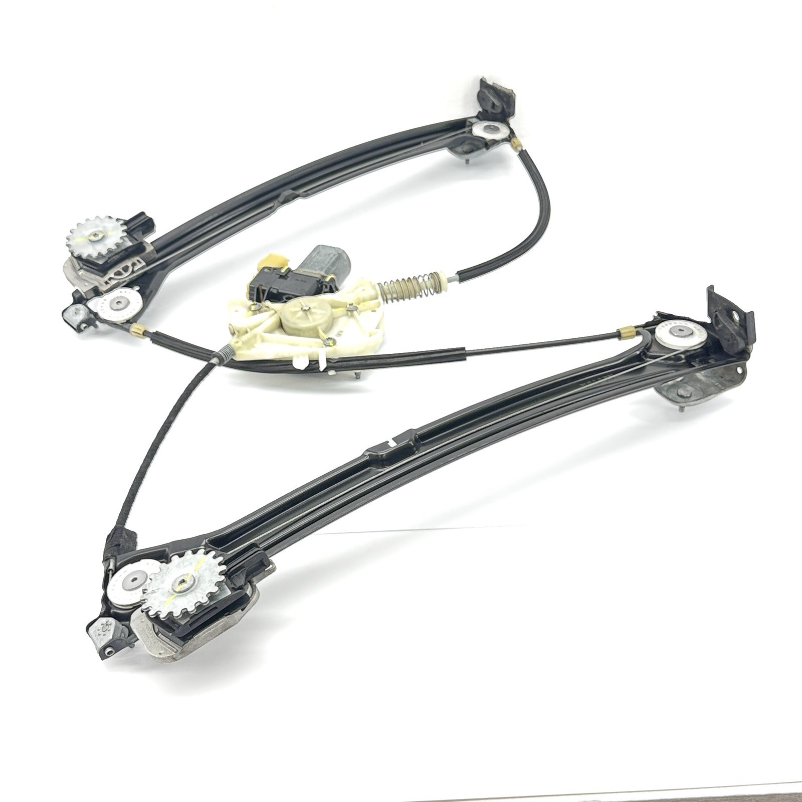 Maserati Ghibli 2014-2024 Front Right Window regulator