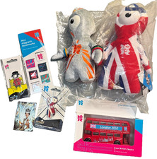 Olympic Memorabilia London 2012 Collectable Mascots & Magnets & Bus