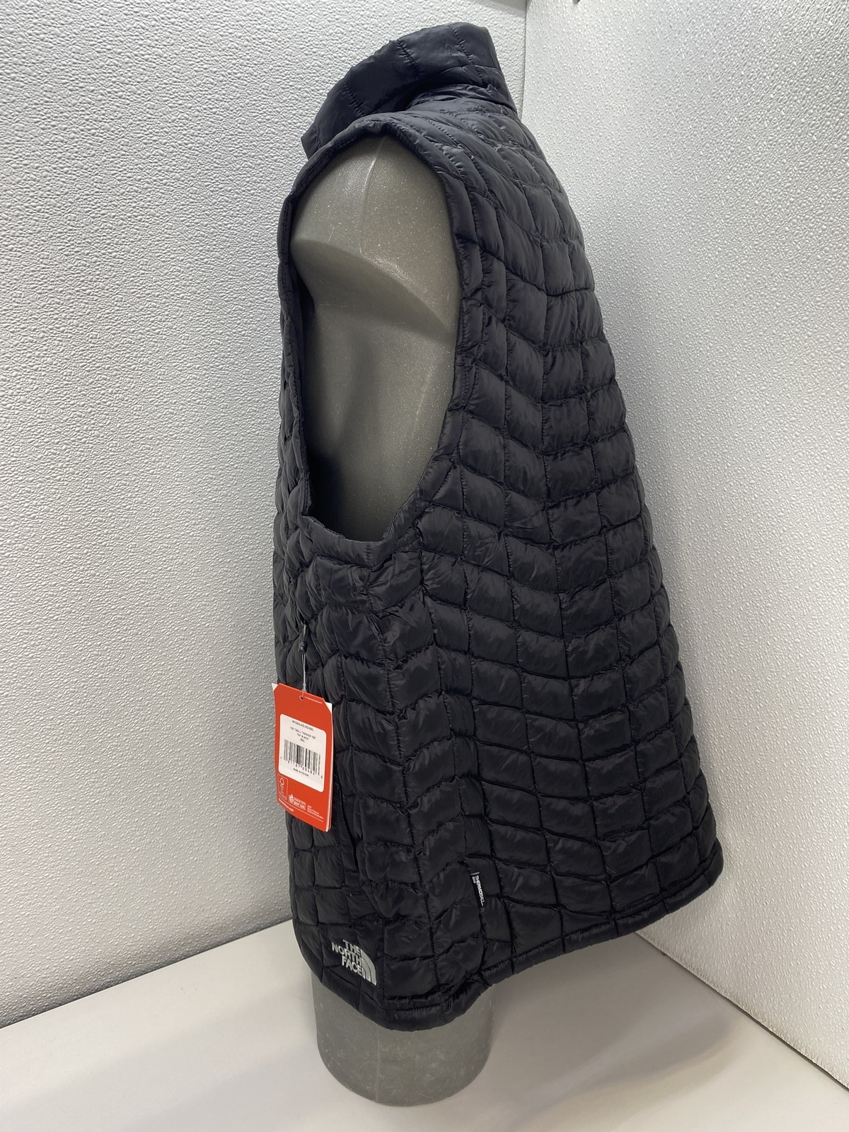 The North Face Mens Vest Jacket Black Size XXL ThermoBall Trekker Quilted Zip Up thumbnail 3