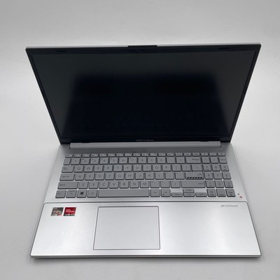 ASUS Vivobook Go 15.6inch Ryzen 5 7520U 8GB RAM E1504FA-AS54 Slim Laptop - READ