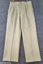 Red Kap Khakis Casual Or Work Pants Mens 32x31 Beige Pleated Straight Cotton NWT
