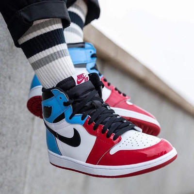 Nike Air Jordan 1 Retro Fearless Chicago Men's High Top Sneakers Multicolor