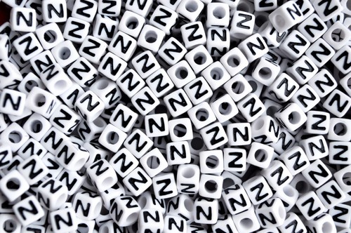 wholesale 1000 pcs alphabet white cube beads with black letter single & mixed - Picture 15 of 28