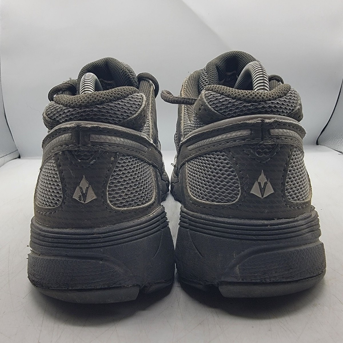 Vasque Mens 11 Gray Trail Running Shoes Hiking Camping Outdoors Casual Walking Vasque Breeze 2022 Hiking Boot Review: Comfort, Style, and  main image 4