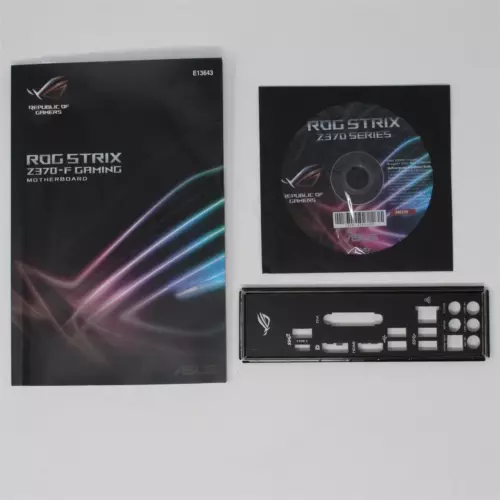 ASUS Strix Z370-F Gaming - SET ATX Slotblende IO Shield Handbuch CD (#2952)