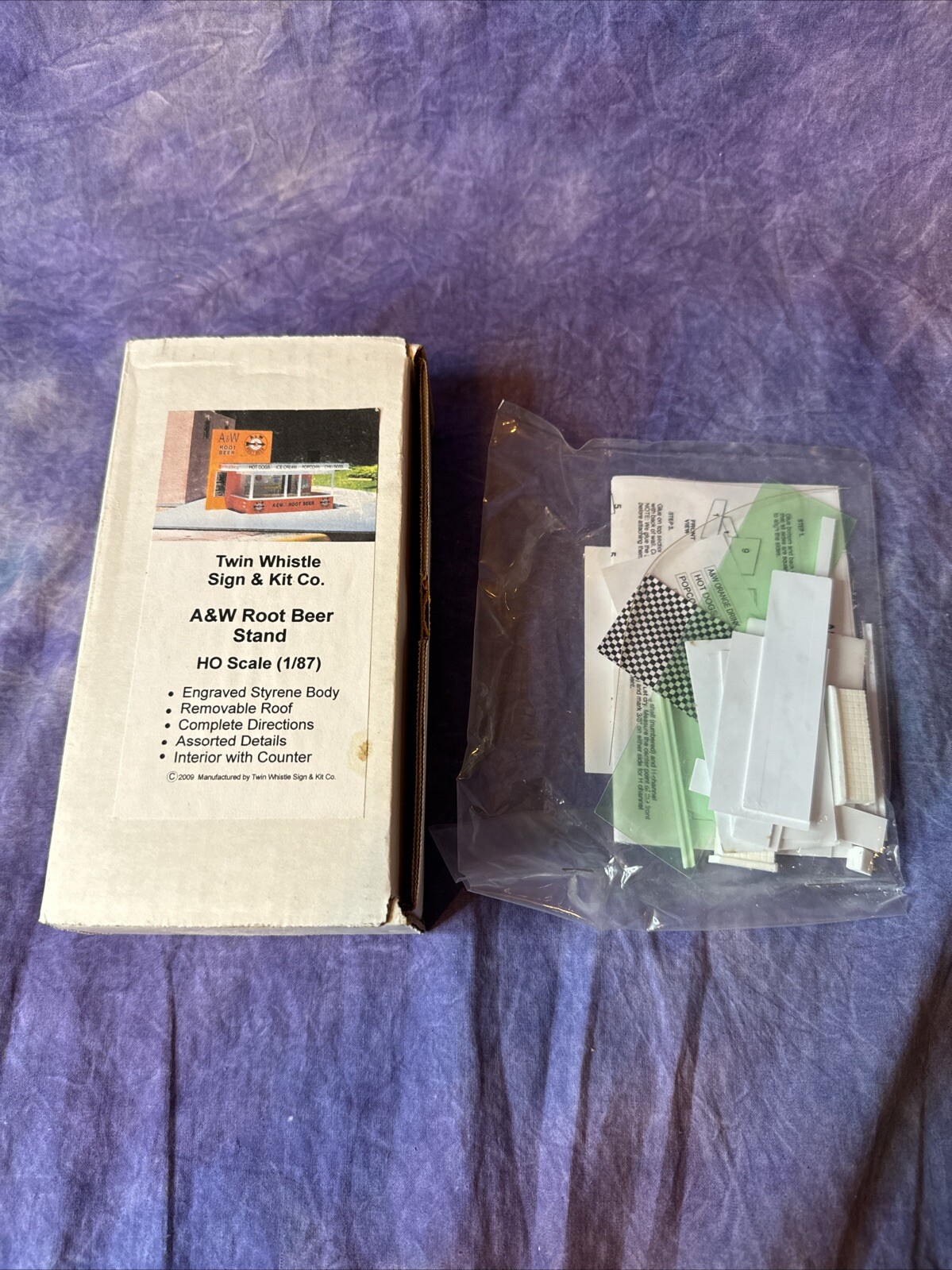 Twin Whistle Sign & Kit Co. A&W Root Beer Stand Building HO Scale eBay