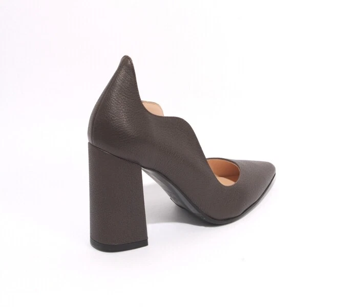 Gibellieri 199 Brown Leather Pointy Toe Classic Heel Pumps 40.5 / US 10.5 - Image 4 of 4