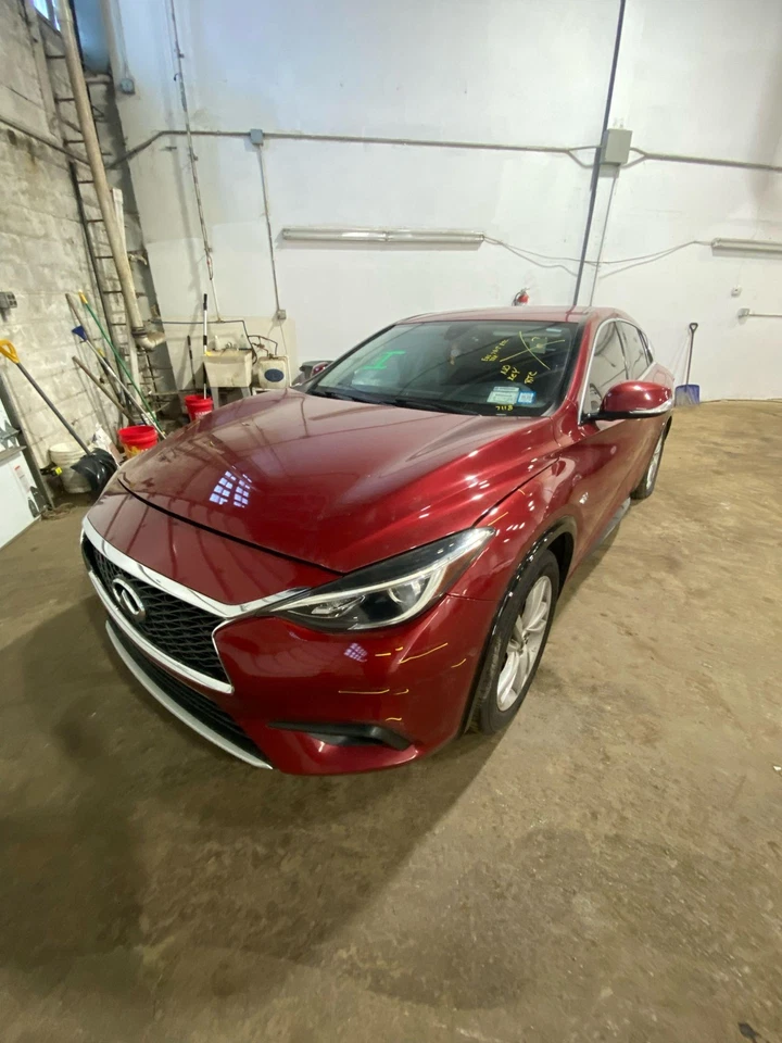 17 18 19 INFINITI QX30 Air Conditioning AC Compressor - Image 2 of 4