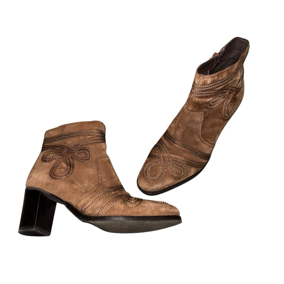 Botines bordados occidentales marrones muy volátiles para mujer talla 9 Foto 2 de 4