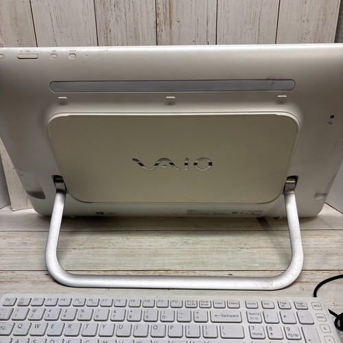 Sony VAIO SVJ202A11L 20" Touch AIO I3-3217U @1.80GHz 4GB RAM 700GB HDD Windows 8 - Picture 5 of 9
