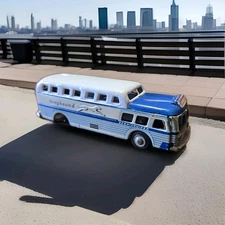 Vintage S.S.S. 1960s Tin Friction GM Greyhound Bus Senicruiser Made in Japan