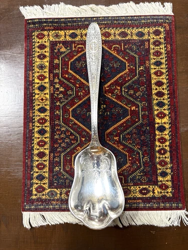 International Sterling "WEDGWOOD" Berry / Salad Serving Spoon 8 7/8" no mono