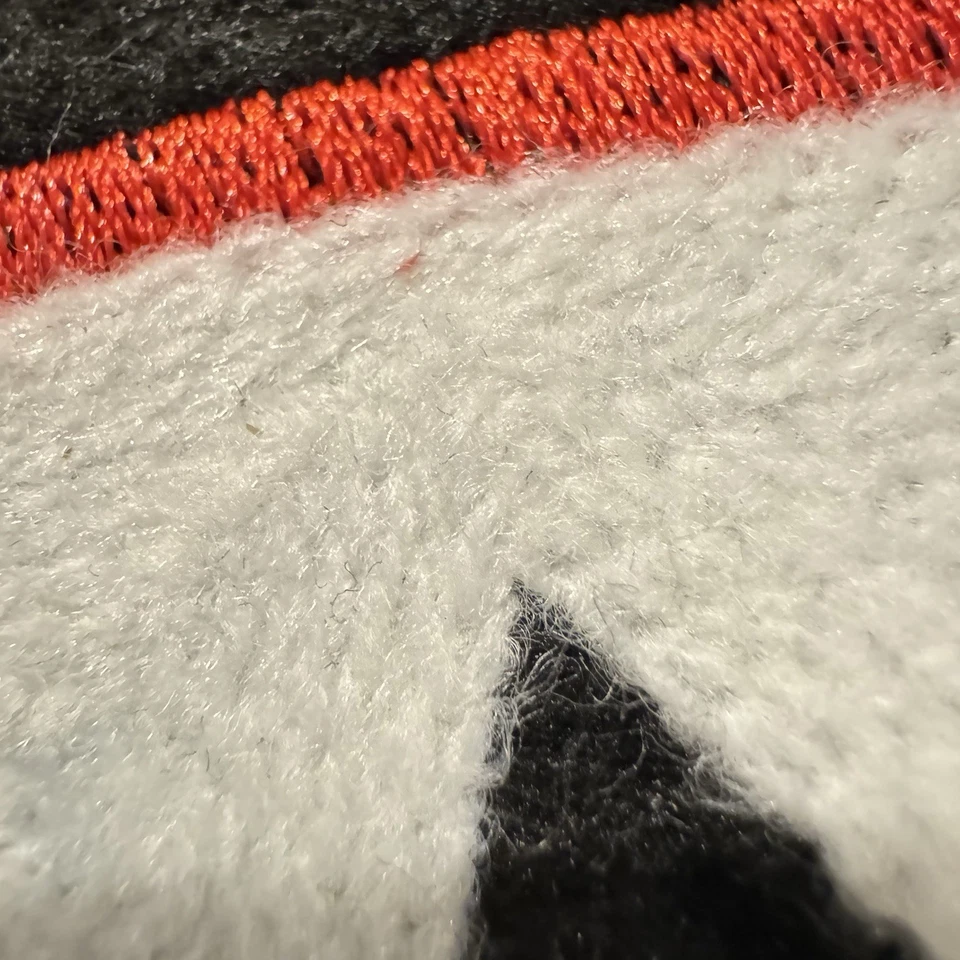 Camiseta Gráfica Hudson Outerwear “Boca de Tiburón” L Panel Negro + Adornos Nueva Sin Etiquetas Foto 3 de 4