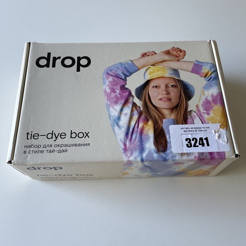 Tie-die kit by Drop