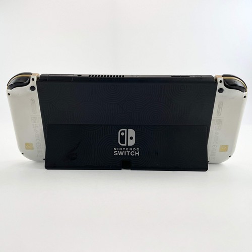 Nintendo Switch OLED The Legend of Zelda: TotK Edition HEG-001 READ - Imagen 4 de 12