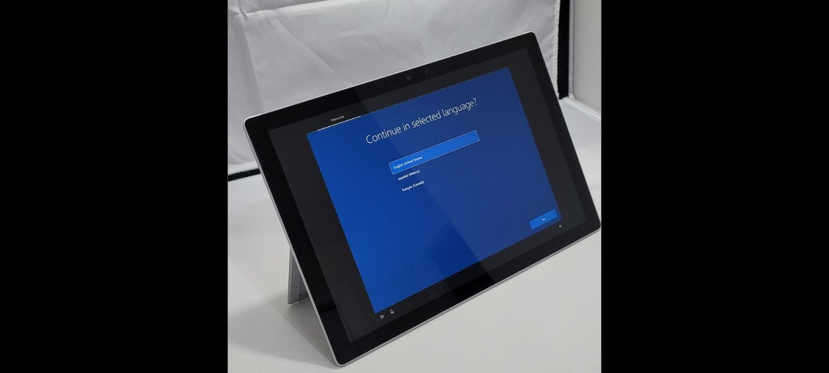 Microsoft Surface Pro 7 1866 Core i3-1005G1 1.2GHZ 4GB RAM 128GB