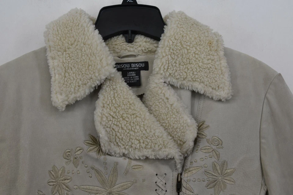 Bisou Bisou Women Floral Embroidered Slit Sleeve Fur Full Zip Leather Jacket L - Image 3 of 4