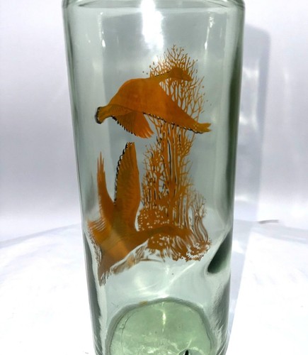 Vintage Green Glass Decanter With Cork Stopper & Orange Canadian Geese Design - Picture 8 of 13