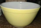 Vintage Pyrex Glass Mixing Bowl # 401 Yellow Primary 1 1/2 Pint