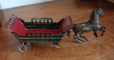 Antique Tinplate Horse Hitch