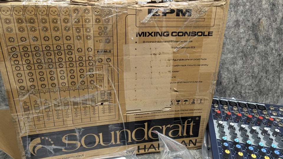 🔥New/Open Box🔥 Soundcraft EPM6 RW5734 Sound Mixer 6-Channel Multi-Format Mixer - Image 2 of 4