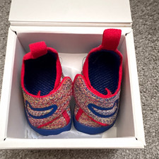 Nike Unisex Baby Toddler Athletic Sneaker Hook Loop 3C Red/Blue Logo