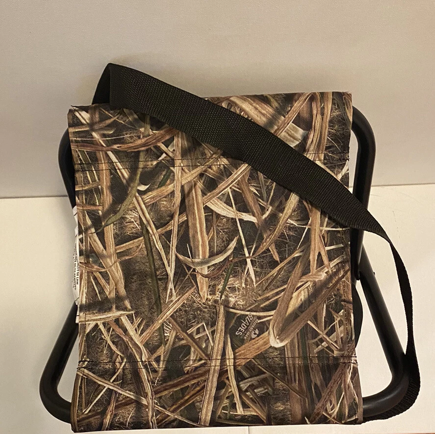 Mossy Oak Camping Field Hunting Stool W/ Bag Shadow Grass Camo 225 lb. Capacity - Image 3 of 4