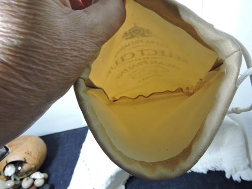 Pecan Praline ultra premium whisky vinyl bag with drawstrings 11 x 7 - Picture 3 of 4