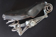 SELLA A MOLLA BROOKS B33 PELLE NERA E CROMATA ANNI 50/60 A INDIA MADE CLASSIC