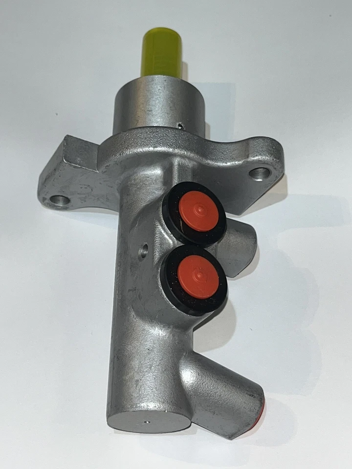 Cilindro maestro freno temprano BMW E46 99-00 323i 328i Foto 3 de 3