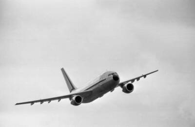 Air France Airbus A300 B2 F-WUAA demonstration flight during the S- Old Photo 2