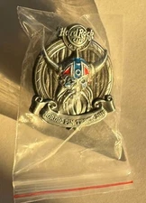 Hard Rock Café Original Viking Skull Shield Oslo Norway Pin New Mint