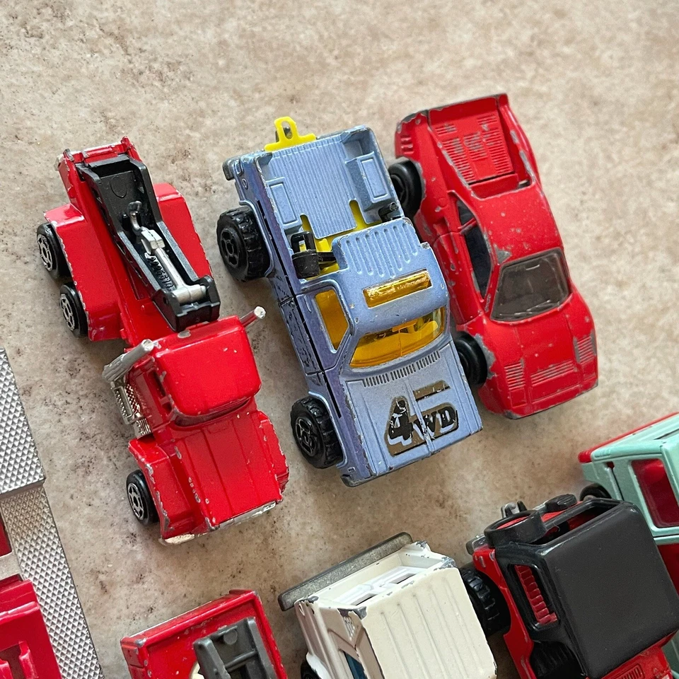 LOTE de colección Majorette Diecast camión semi remolque Ford Transit Jeep ambulancia + Foto 4 de 4