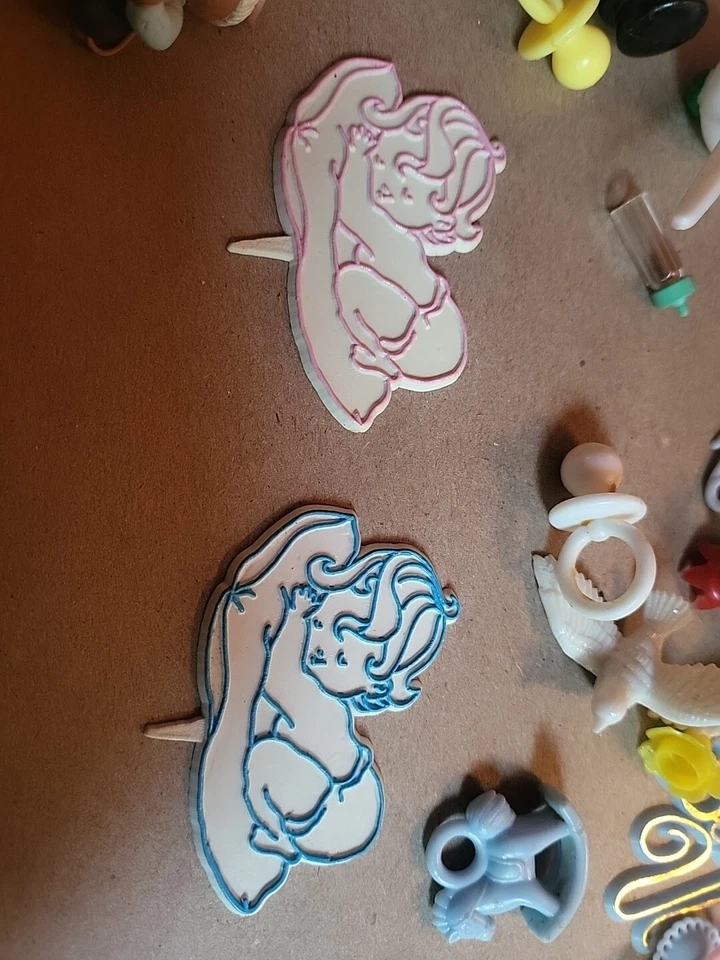 Lote Mixto De Colección Wilton Baby Shower/Navidad Cupcake Topper Decoración Niño Niña De Colección Foto 2 de 4