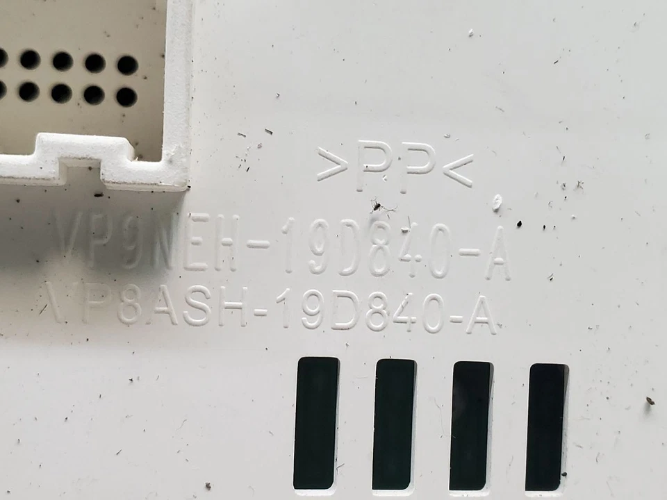 Nissan Frontier 2020 control de temperatura OEM 27510-9BM1A Foto 4 de 4