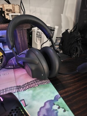 Alienware Pro Wireless 50 USB-C Recharging Over-the-Ear Gaming Headset